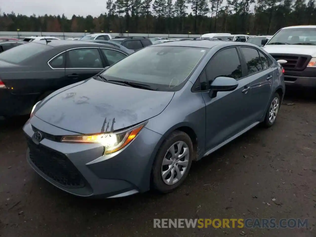 2 Photograph of a damaged car 5YFEPRAE4LP110205 TOYOTA COROLLA 2020