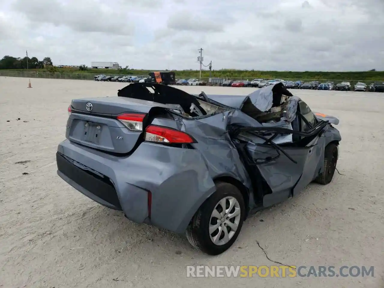 4 Photograph of a damaged car 5YFEPRAE4LP110737 TOYOTA COROLLA 2020