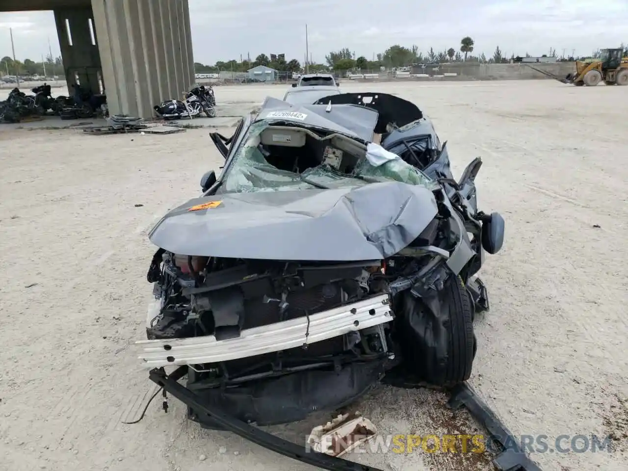 9 Photograph of a damaged car 5YFEPRAE4LP110737 TOYOTA COROLLA 2020