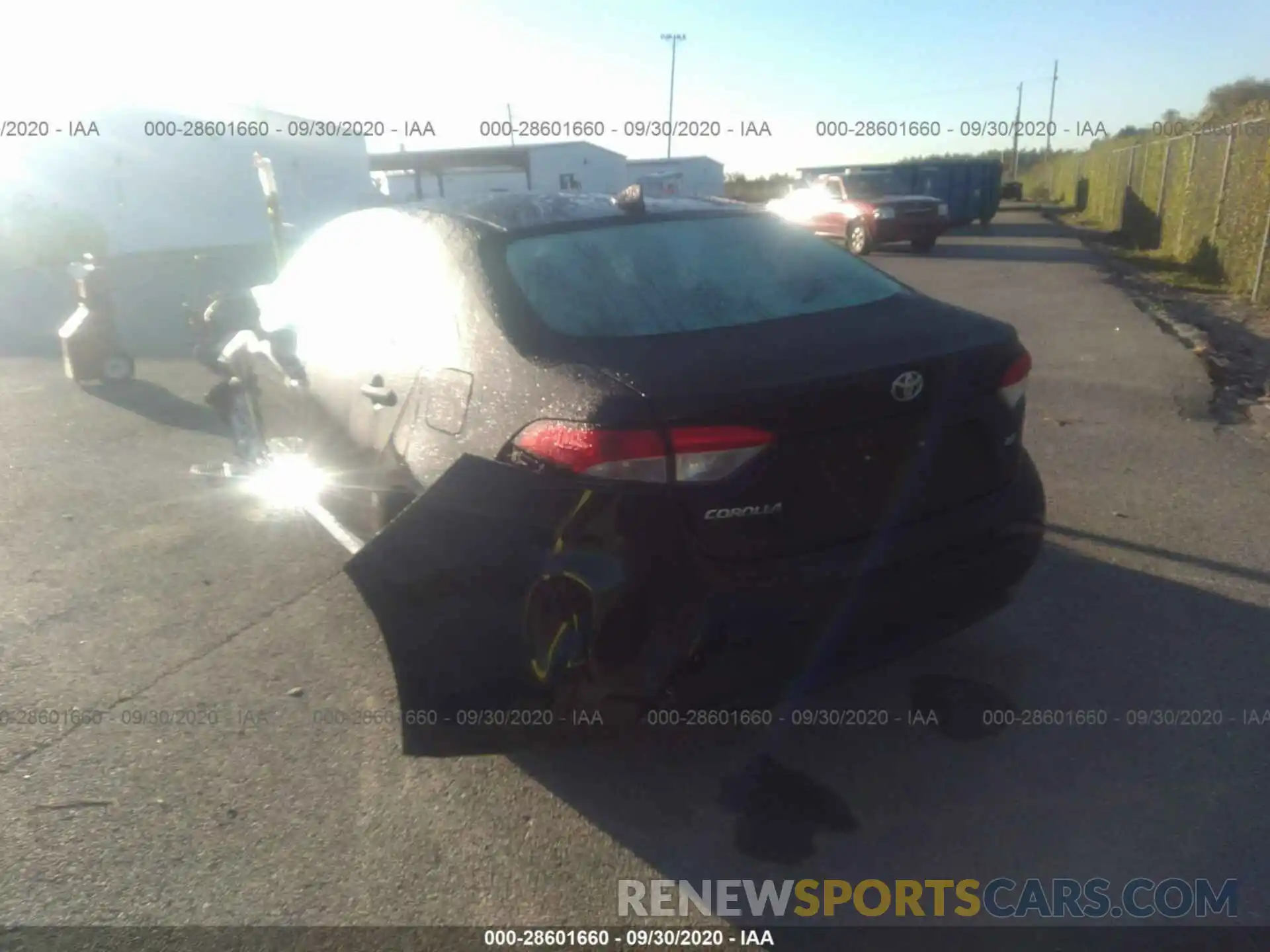 3 Photograph of a damaged car 5YFEPRAE4LP111953 TOYOTA COROLLA 2020