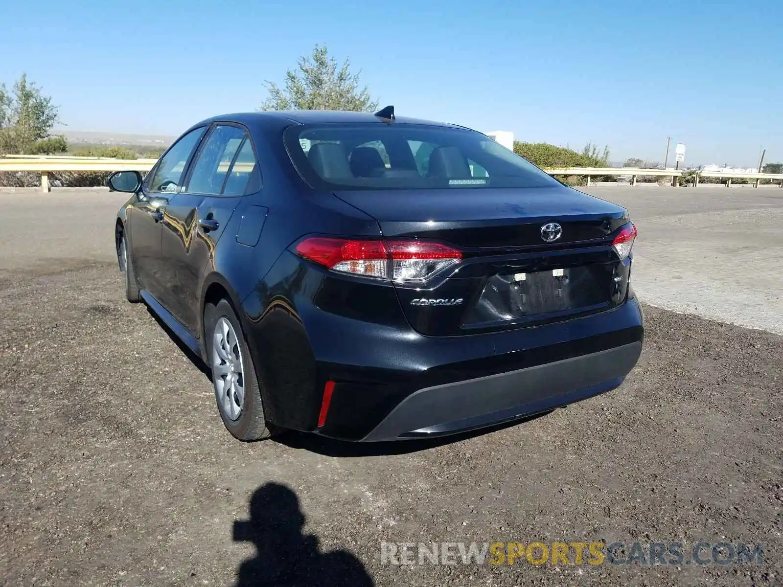 3 Photograph of a damaged car 5YFEPRAE4LP114450 TOYOTA COROLLA 2020