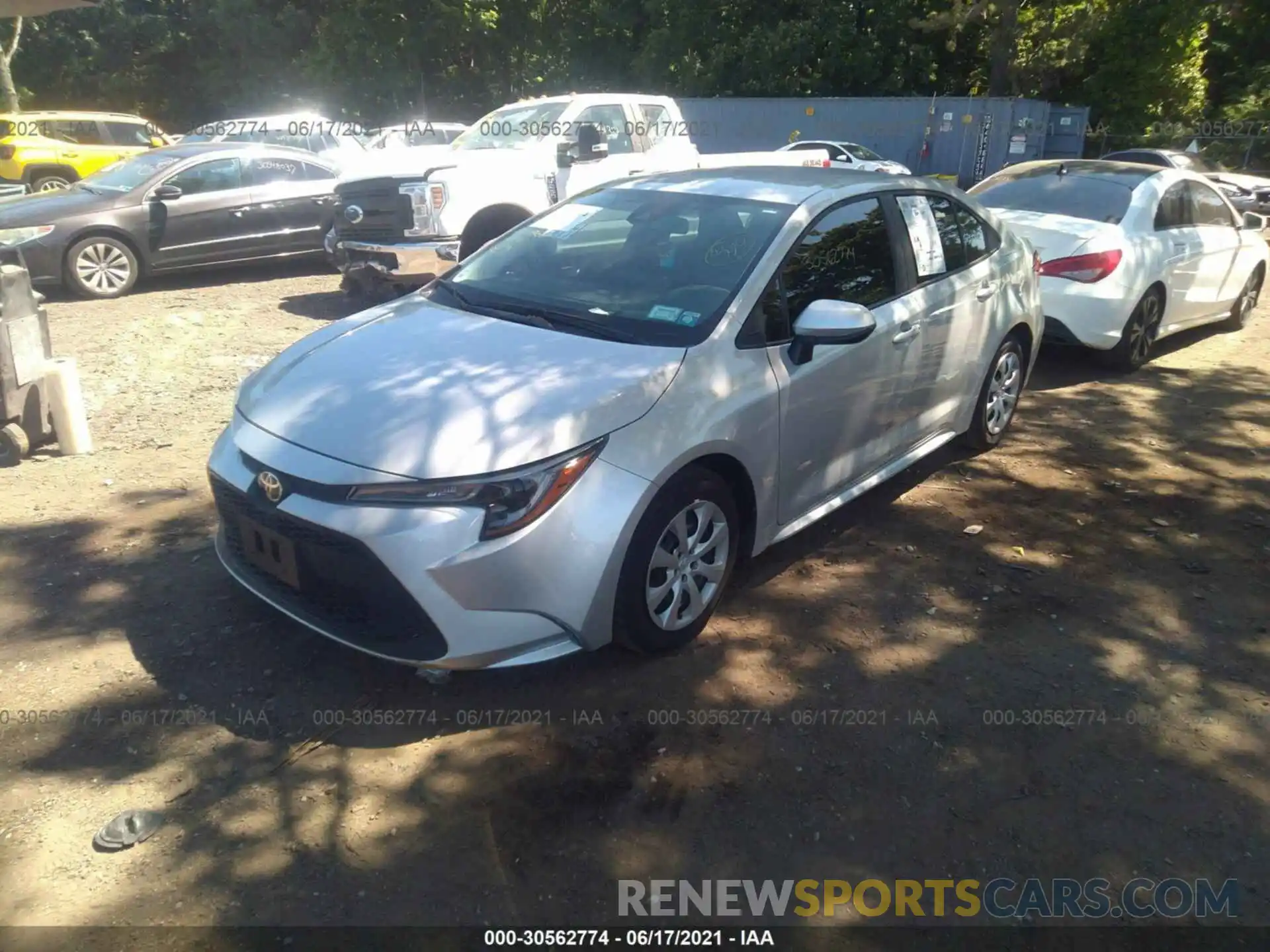 2 Photograph of a damaged car 5YFEPRAE4LP114562 TOYOTA COROLLA 2020