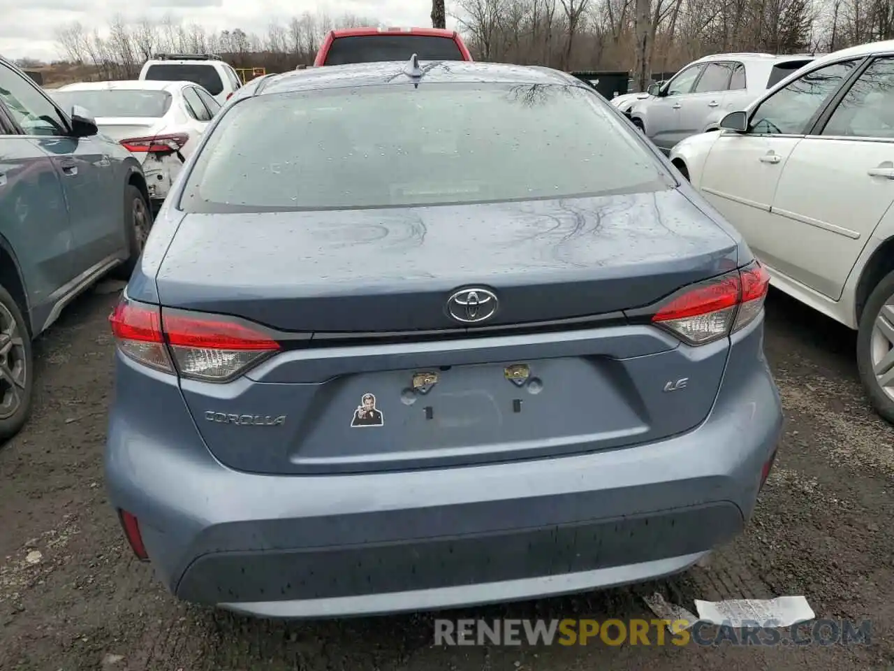 6 Photograph of a damaged car 5YFEPRAE4LP116005 TOYOTA COROLLA 2020