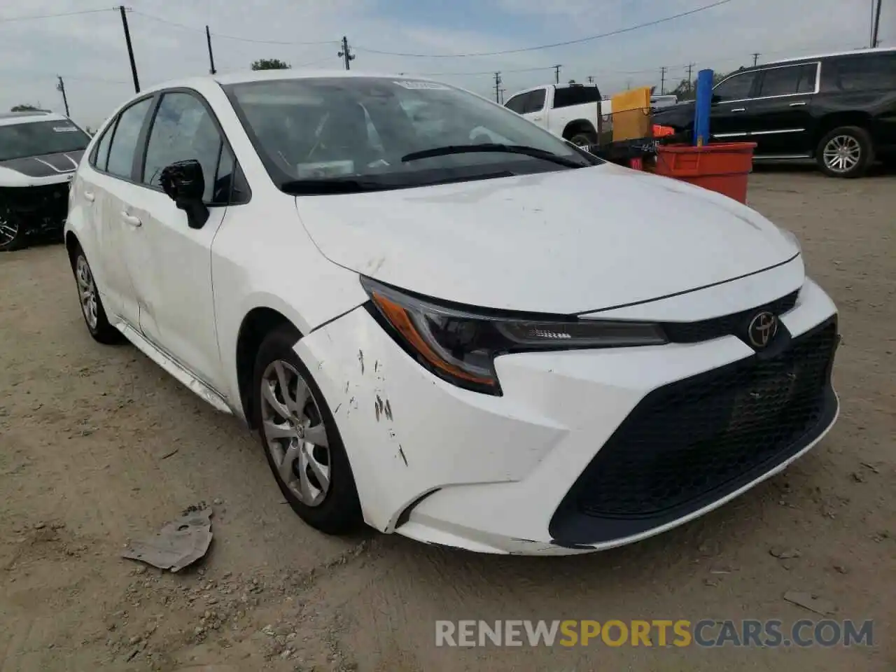 1 Photograph of a damaged car 5YFEPRAE4LP116442 TOYOTA COROLLA 2020