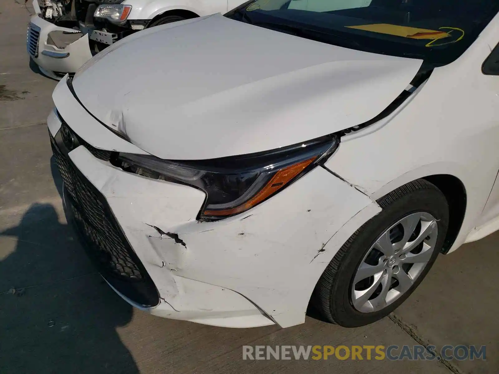 9 Photograph of a damaged car 5YFEPRAE4LP116473 TOYOTA COROLLA 2020