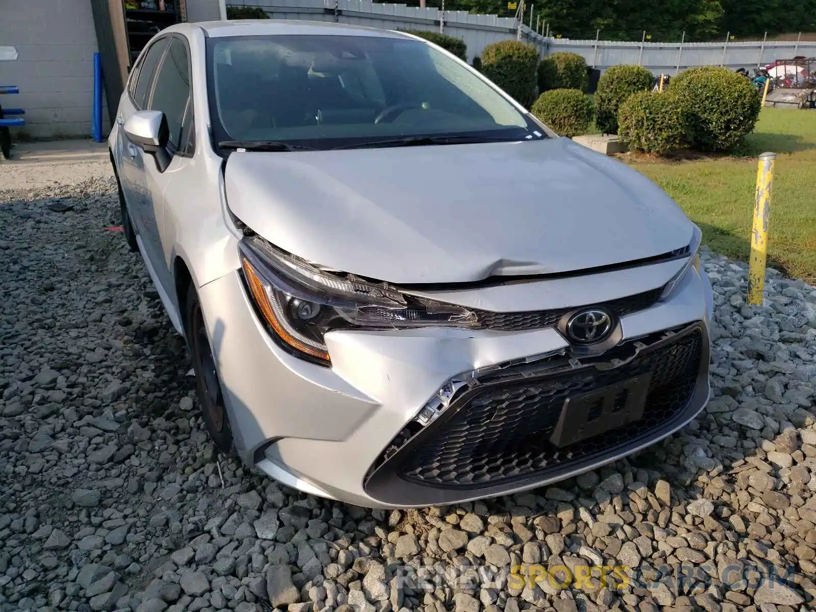 9 Photograph of a damaged car 5YFEPRAE4LP116571 TOYOTA COROLLA 2020