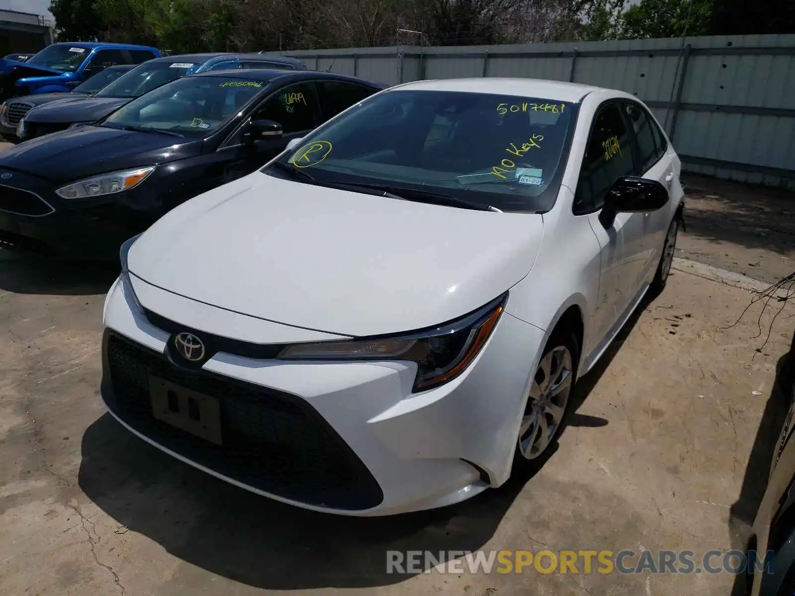 2 Photograph of a damaged car 5YFEPRAE4LP117607 TOYOTA COROLLA 2020