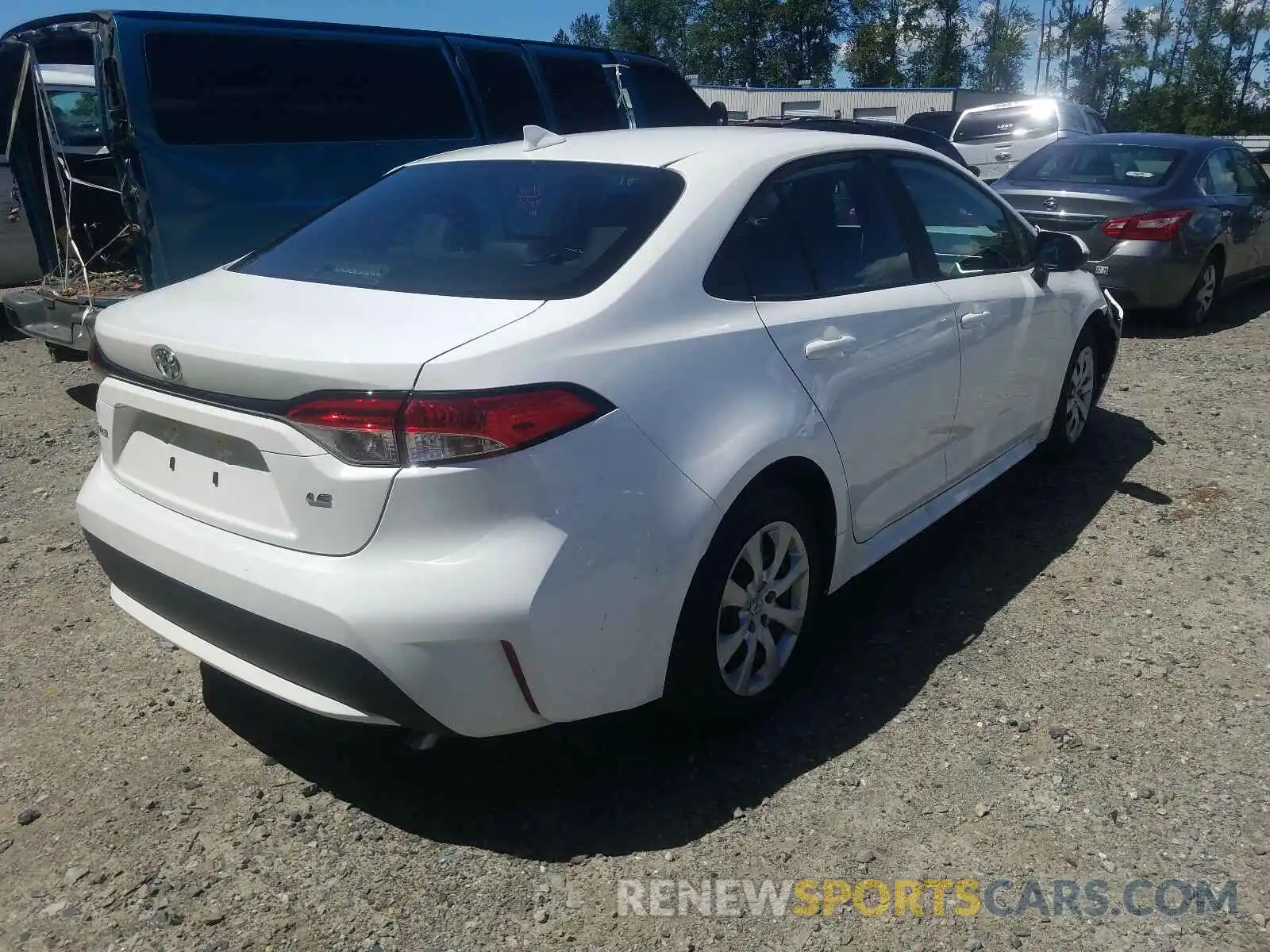 4 Photograph of a damaged car 5YFEPRAE4LP118398 TOYOTA COROLLA 2020