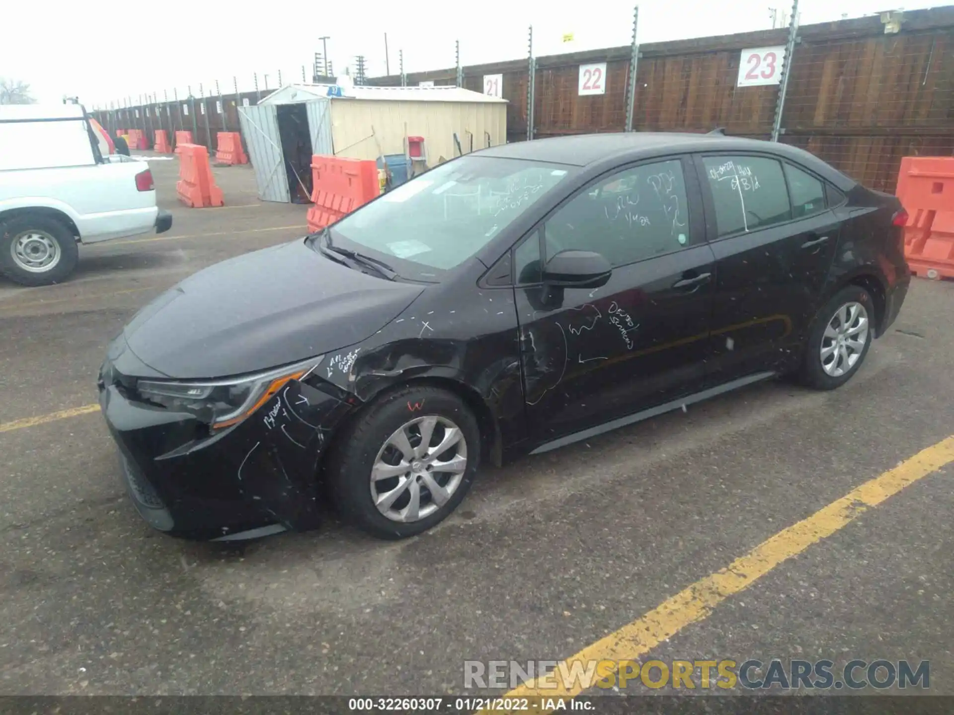 2 Photograph of a damaged car 5YFEPRAE4LP120474 TOYOTA COROLLA 2020