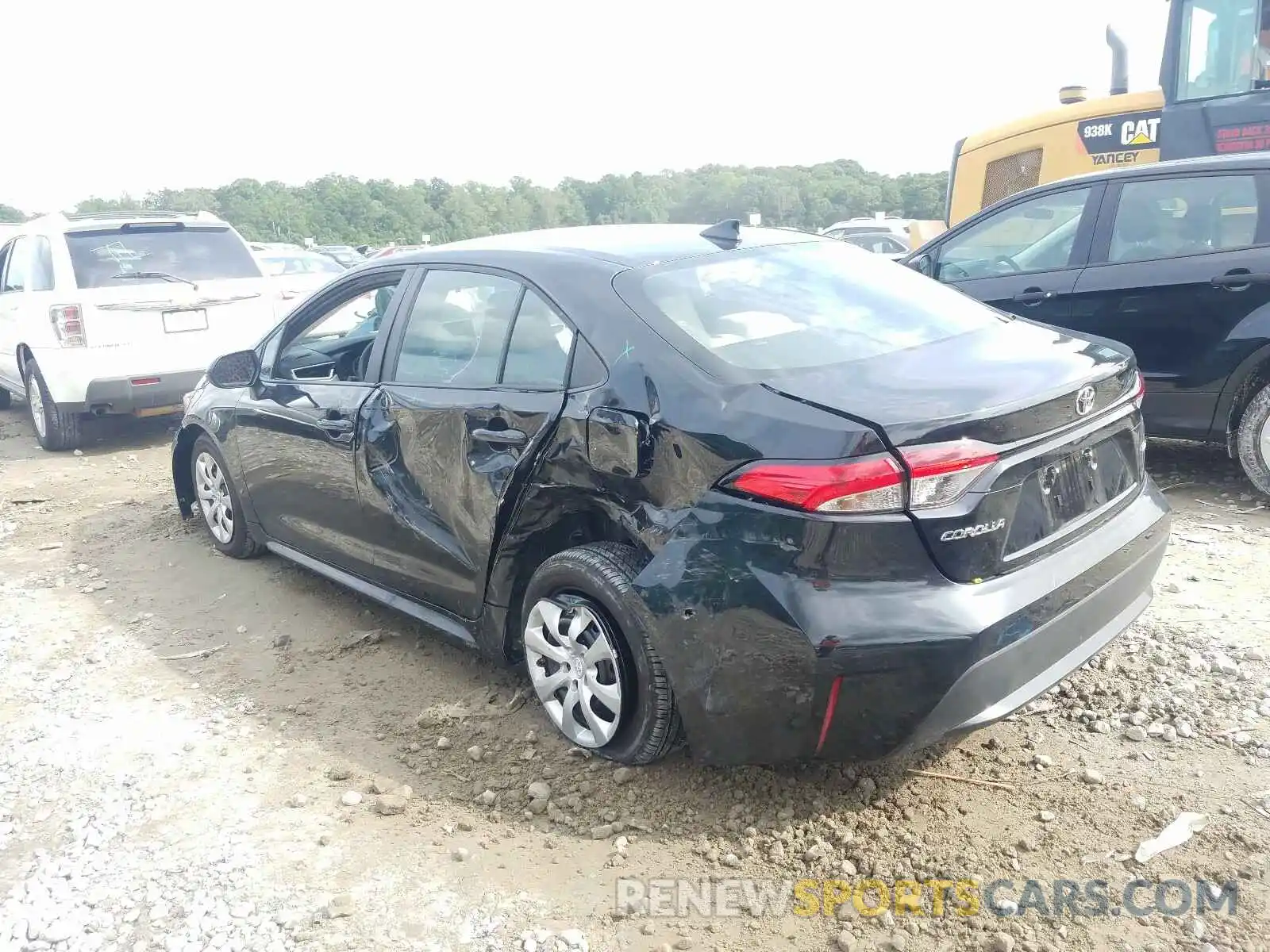 3 Photograph of a damaged car 5YFEPRAE4LP121303 TOYOTA COROLLA 2020