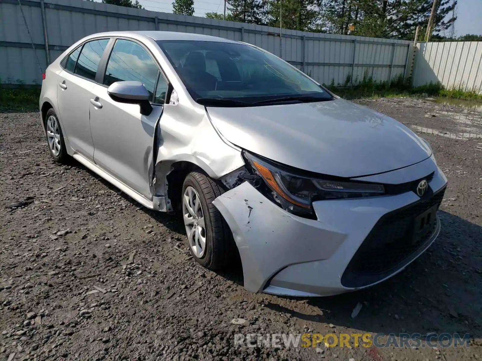 1 Photograph of a damaged car 5YFEPRAE4LP121785 TOYOTA COROLLA 2020