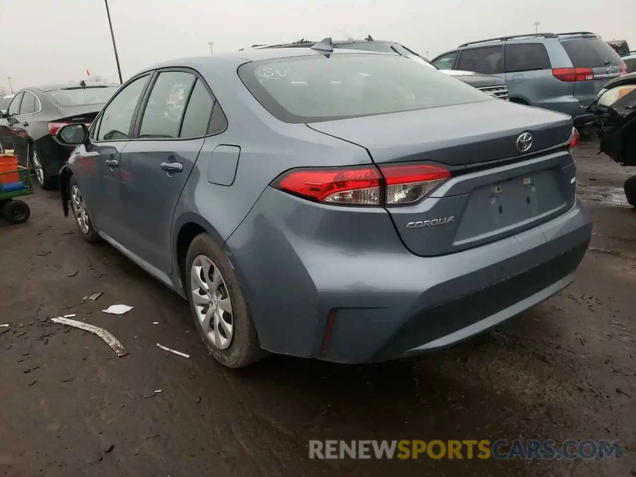 3 Photograph of a damaged car 5YFEPRAE4LP121818 TOYOTA COROLLA 2020