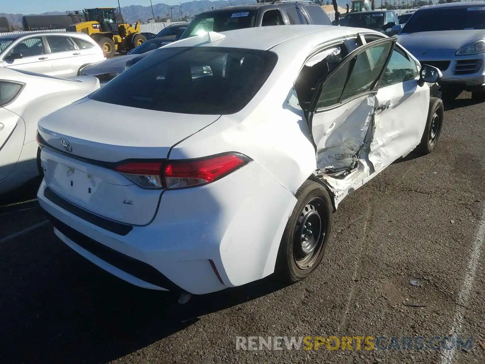 4 Photograph of a damaged car 5YFEPRAE4LP124735 TOYOTA COROLLA 2020