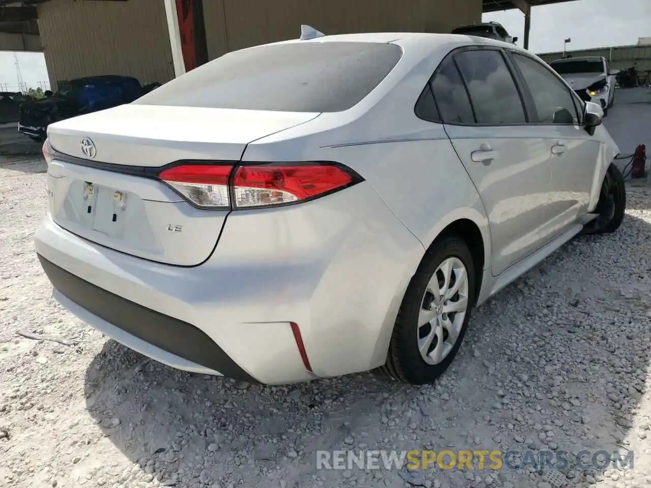 4 Photograph of a damaged car 5YFEPRAE4LP126372 TOYOTA COROLLA 2020