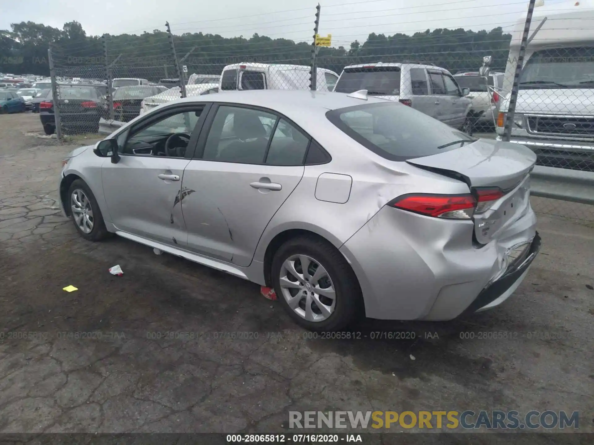 3 Photograph of a damaged car 5YFEPRAE4LP126730 TOYOTA COROLLA 2020