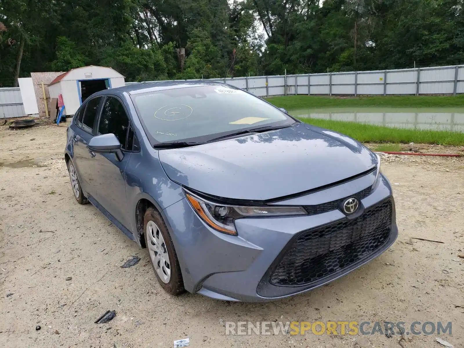 1 Photograph of a damaged car 5YFEPRAE4LP126923 TOYOTA COROLLA 2020