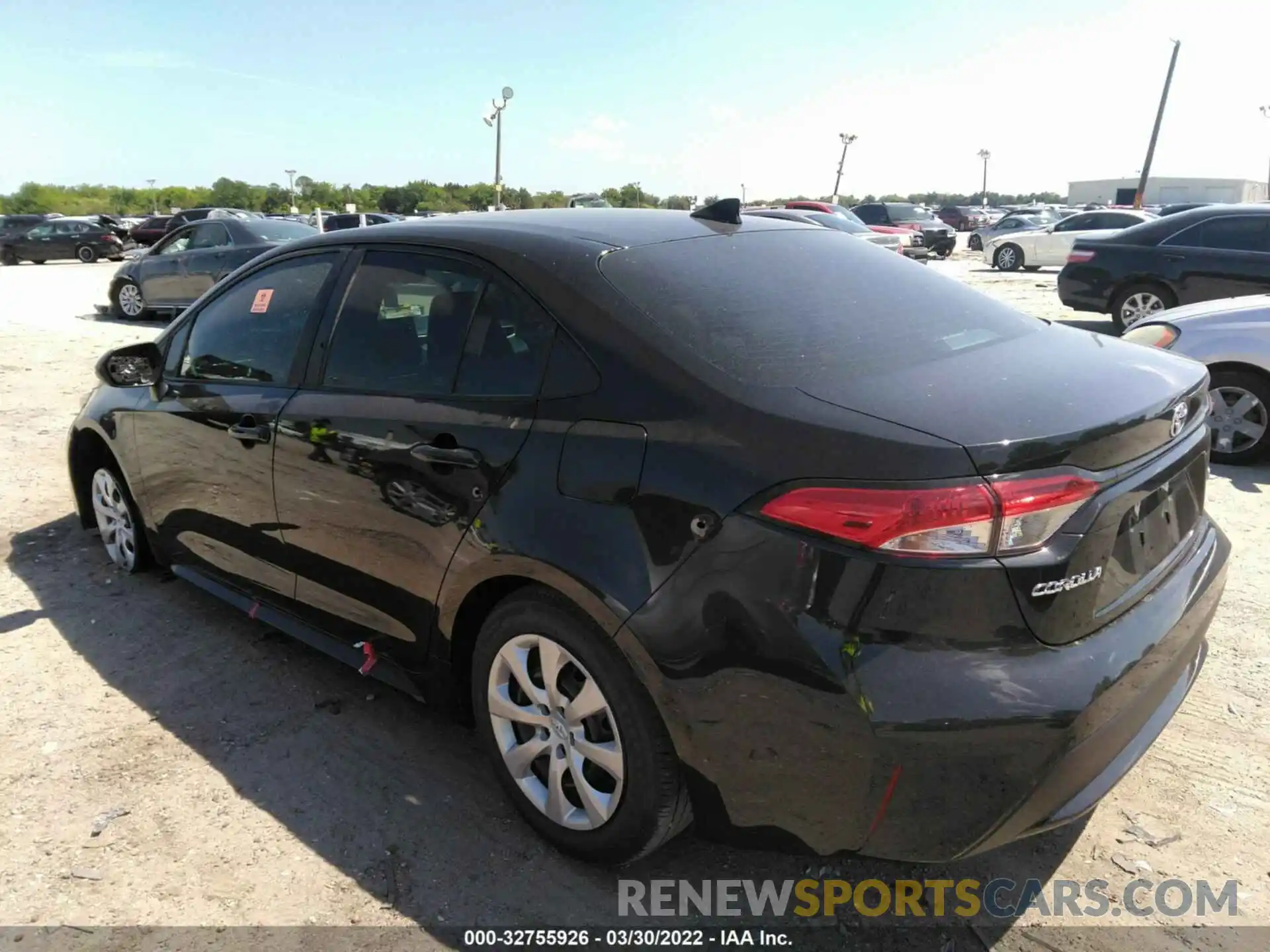 3 Photograph of a damaged car 5YFEPRAE4LP127036 TOYOTA COROLLA 2020