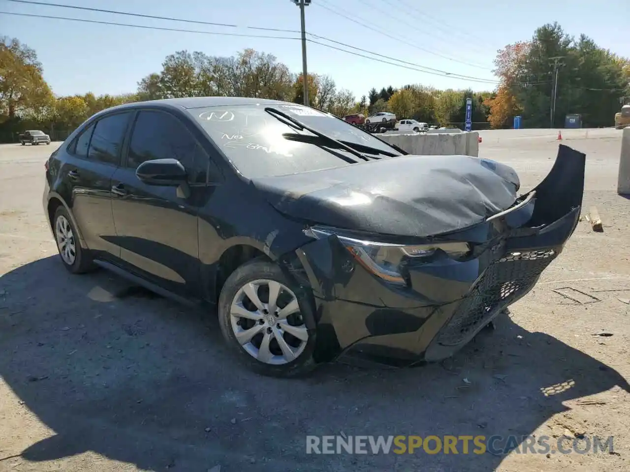 1 Photograph of a damaged car 5YFEPRAE4LP129126 TOYOTA COROLLA 2020