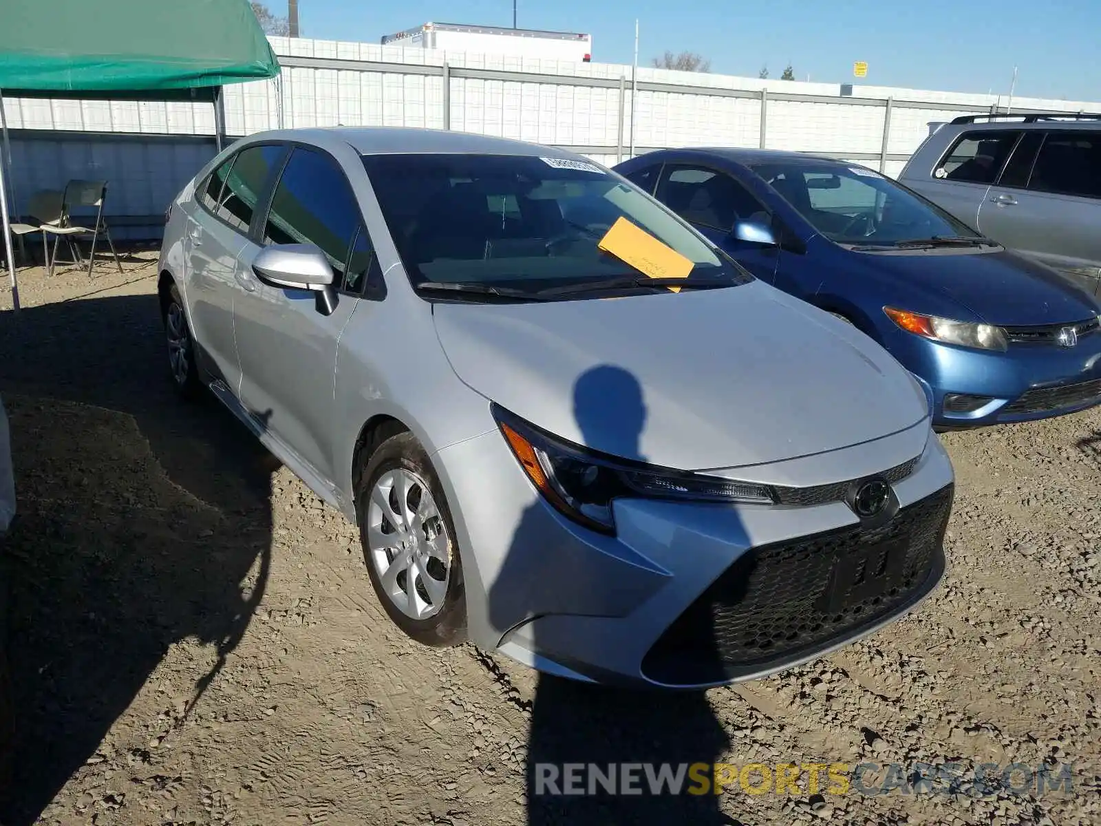 1 Photograph of a damaged car 5YFEPRAE4LP129305 TOYOTA COROLLA 2020