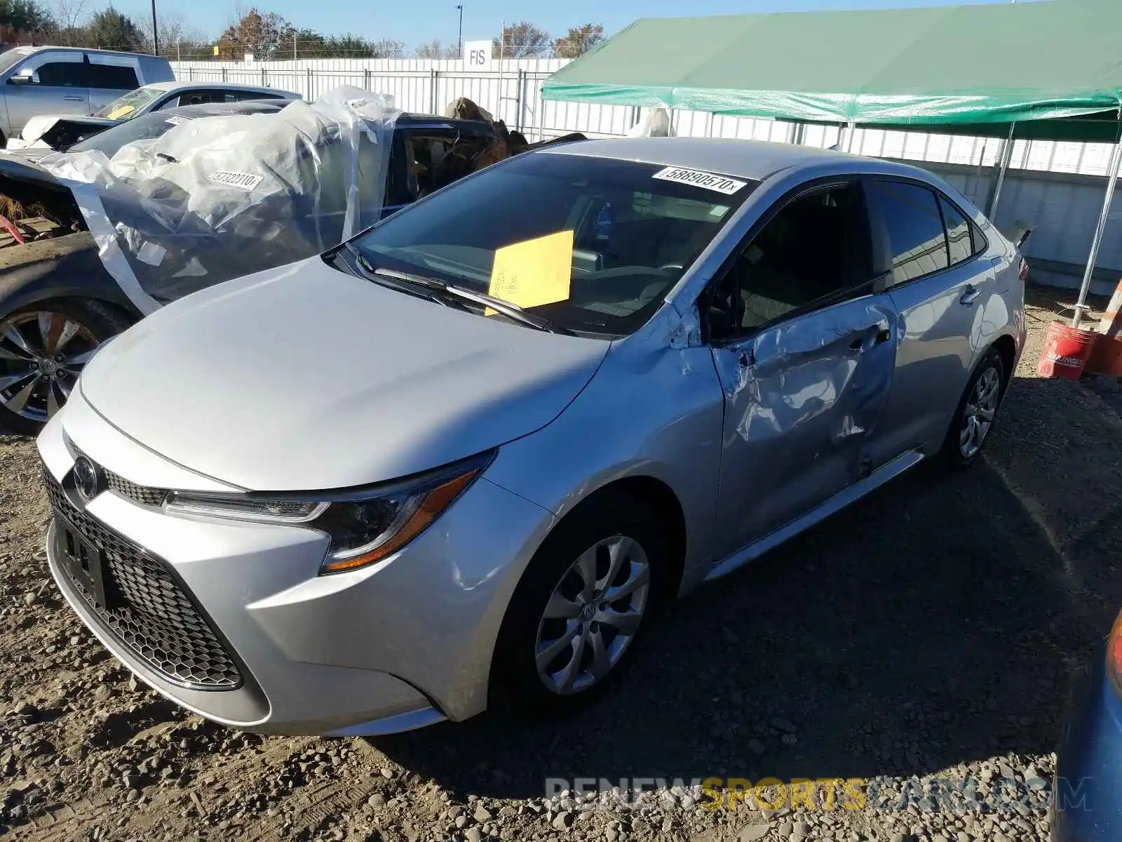 2 Photograph of a damaged car 5YFEPRAE4LP129305 TOYOTA COROLLA 2020