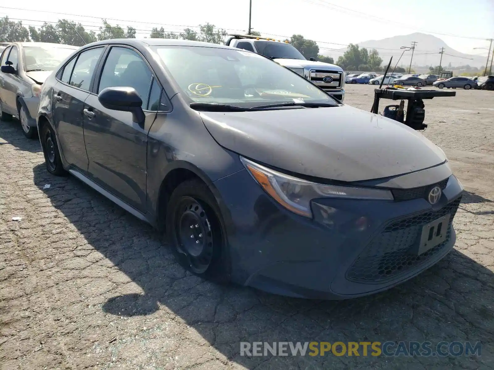 1 Photograph of a damaged car 5YFEPRAE4LP130454 TOYOTA COROLLA 2020