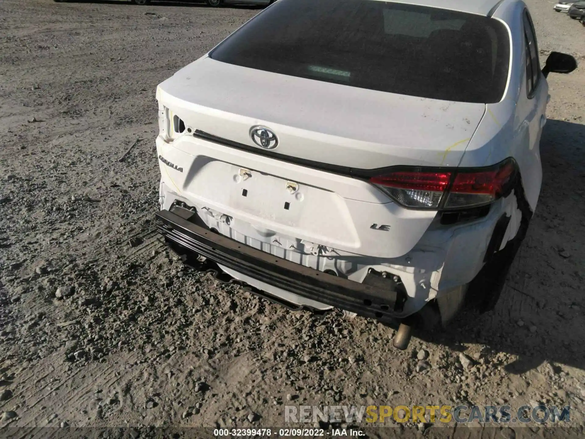 6 Photograph of a damaged car 5YFEPRAE4LP132365 TOYOTA COROLLA 2020