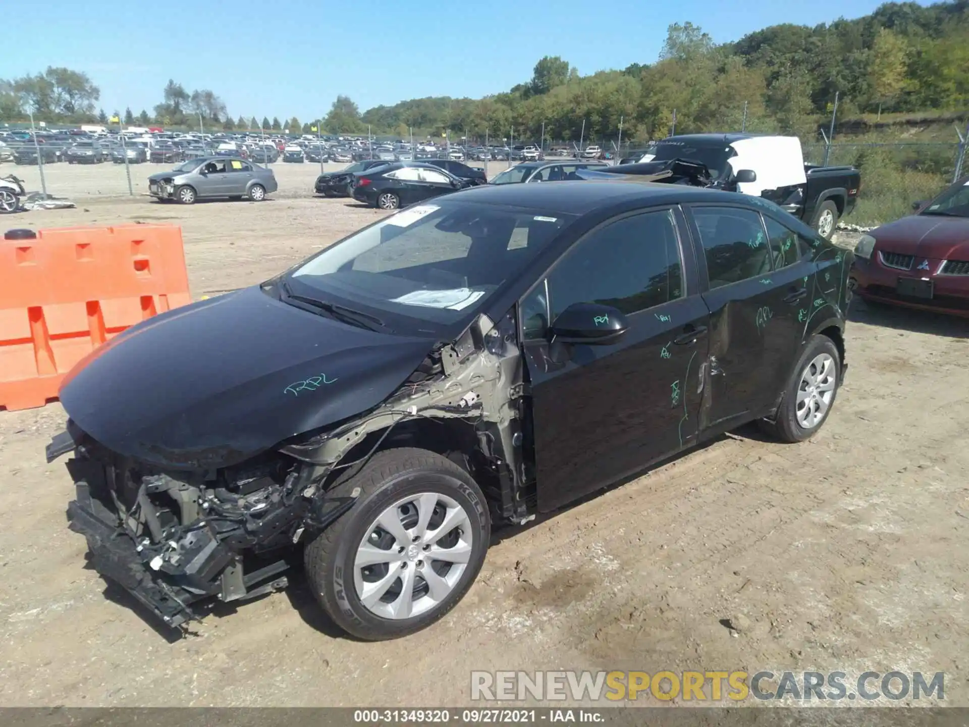 2 Photograph of a damaged car 5YFEPRAE4LP132480 TOYOTA COROLLA 2020