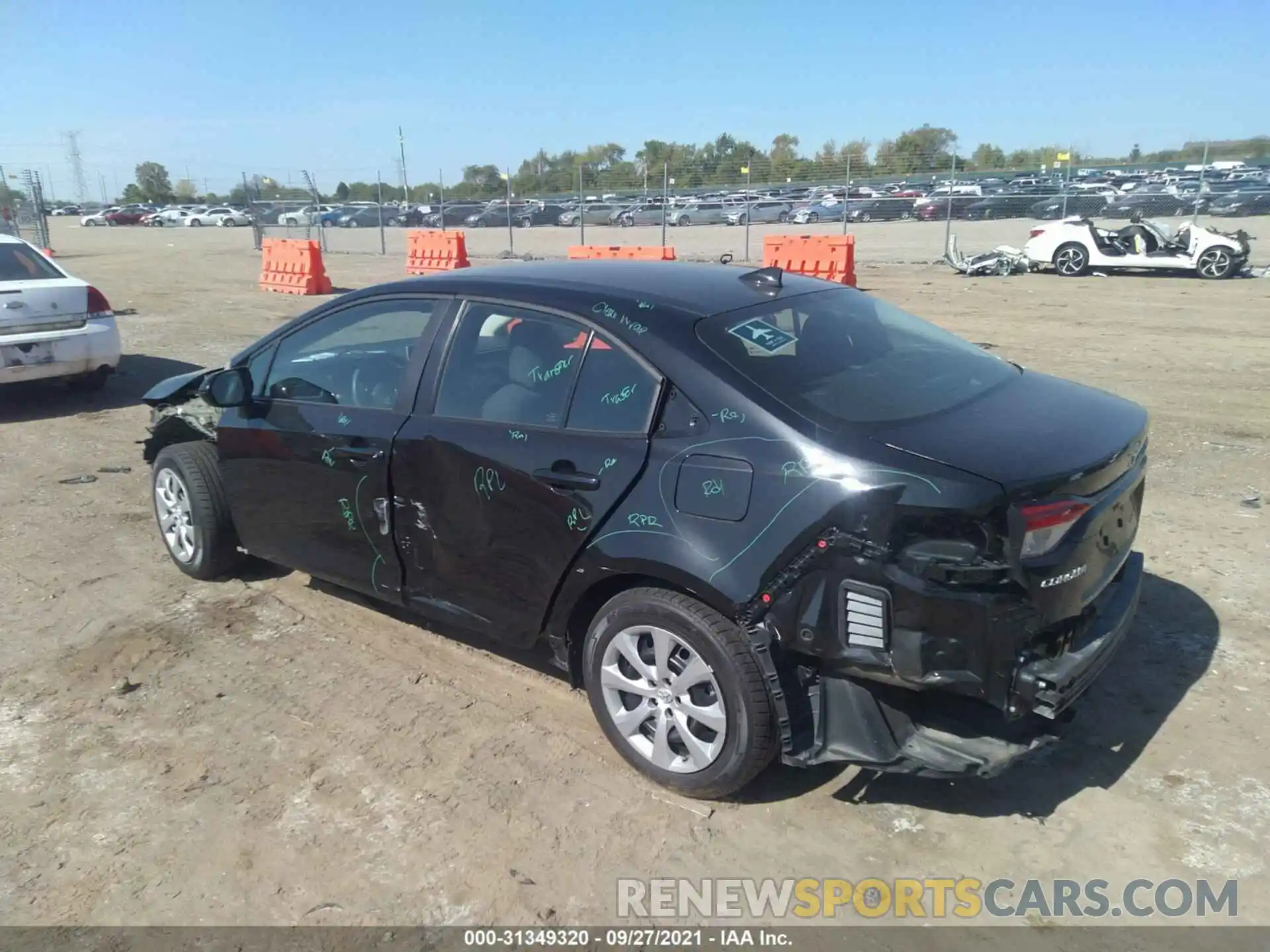 3 Photograph of a damaged car 5YFEPRAE4LP132480 TOYOTA COROLLA 2020