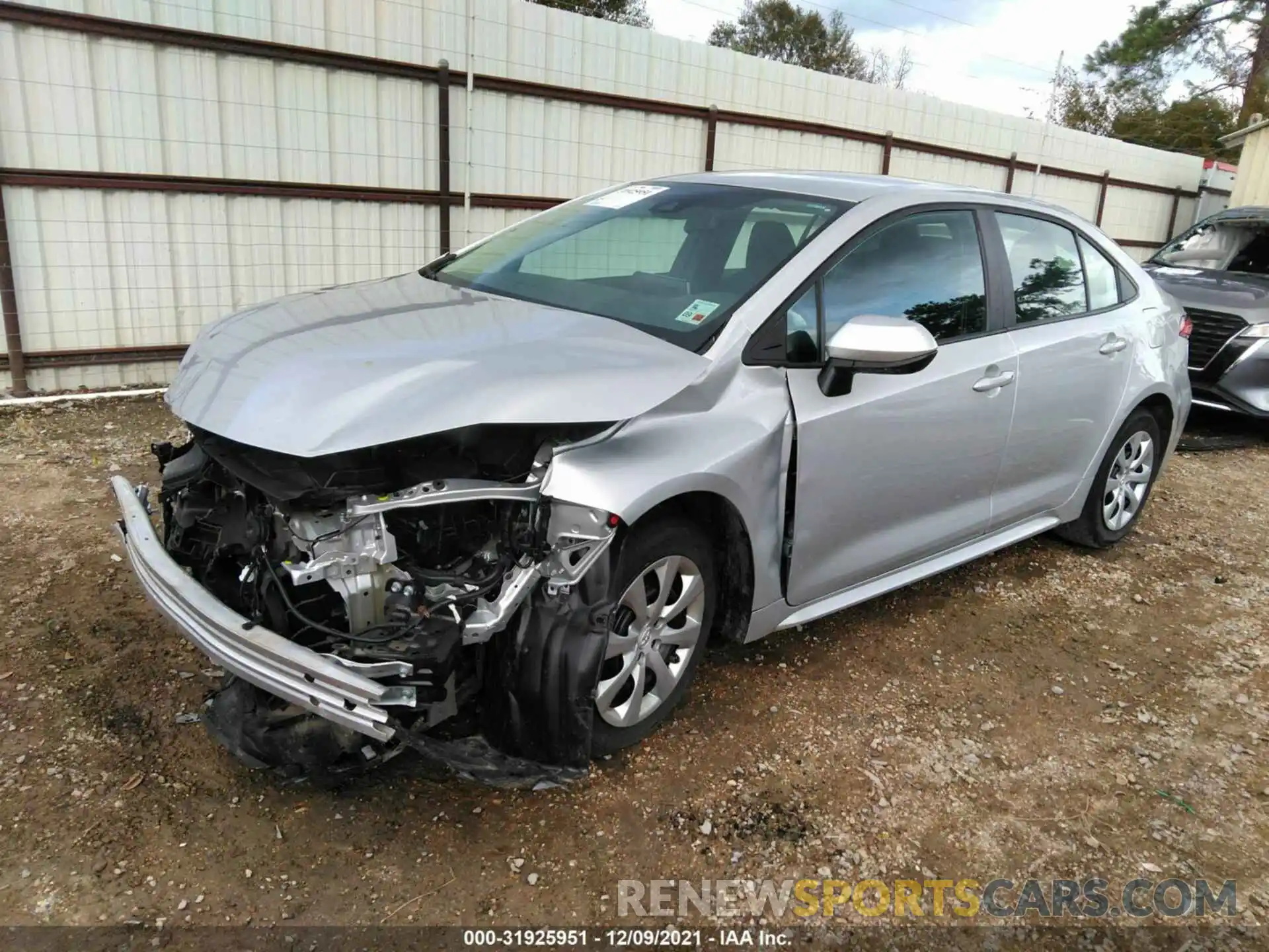 2 Photograph of a damaged car 5YFEPRAE4LP133547 TOYOTA COROLLA 2020