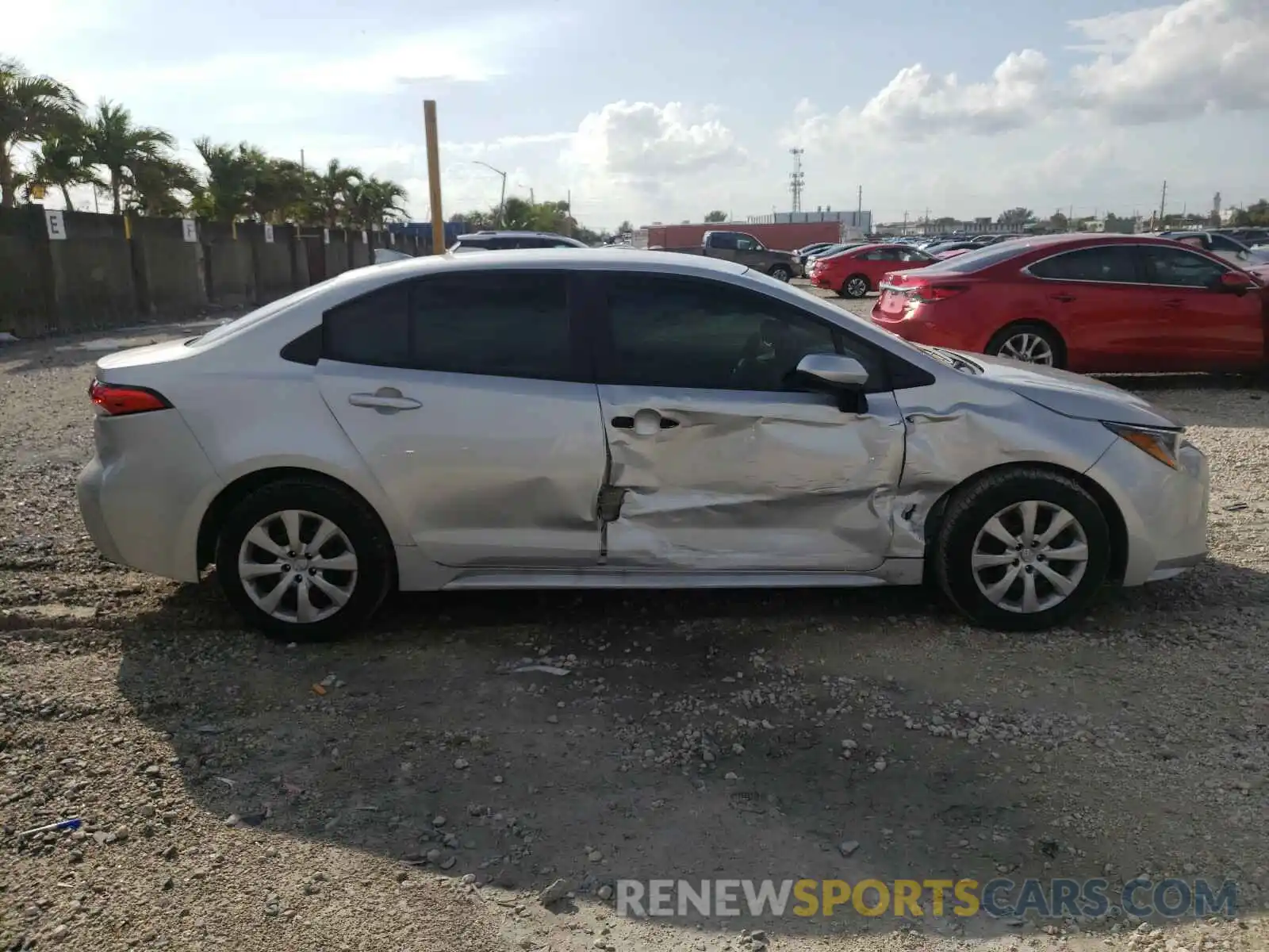 9 Photograph of a damaged car 5YFEPRAE4LP137534 TOYOTA COROLLA 2020