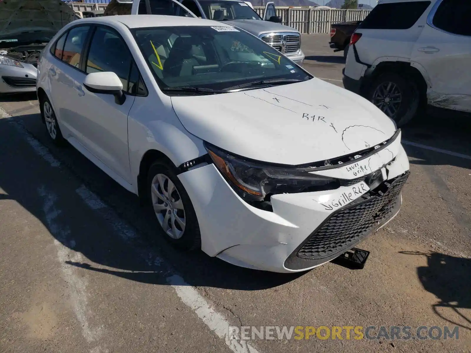 1 Photograph of a damaged car 5YFEPRAE4LP137842 TOYOTA COROLLA 2020