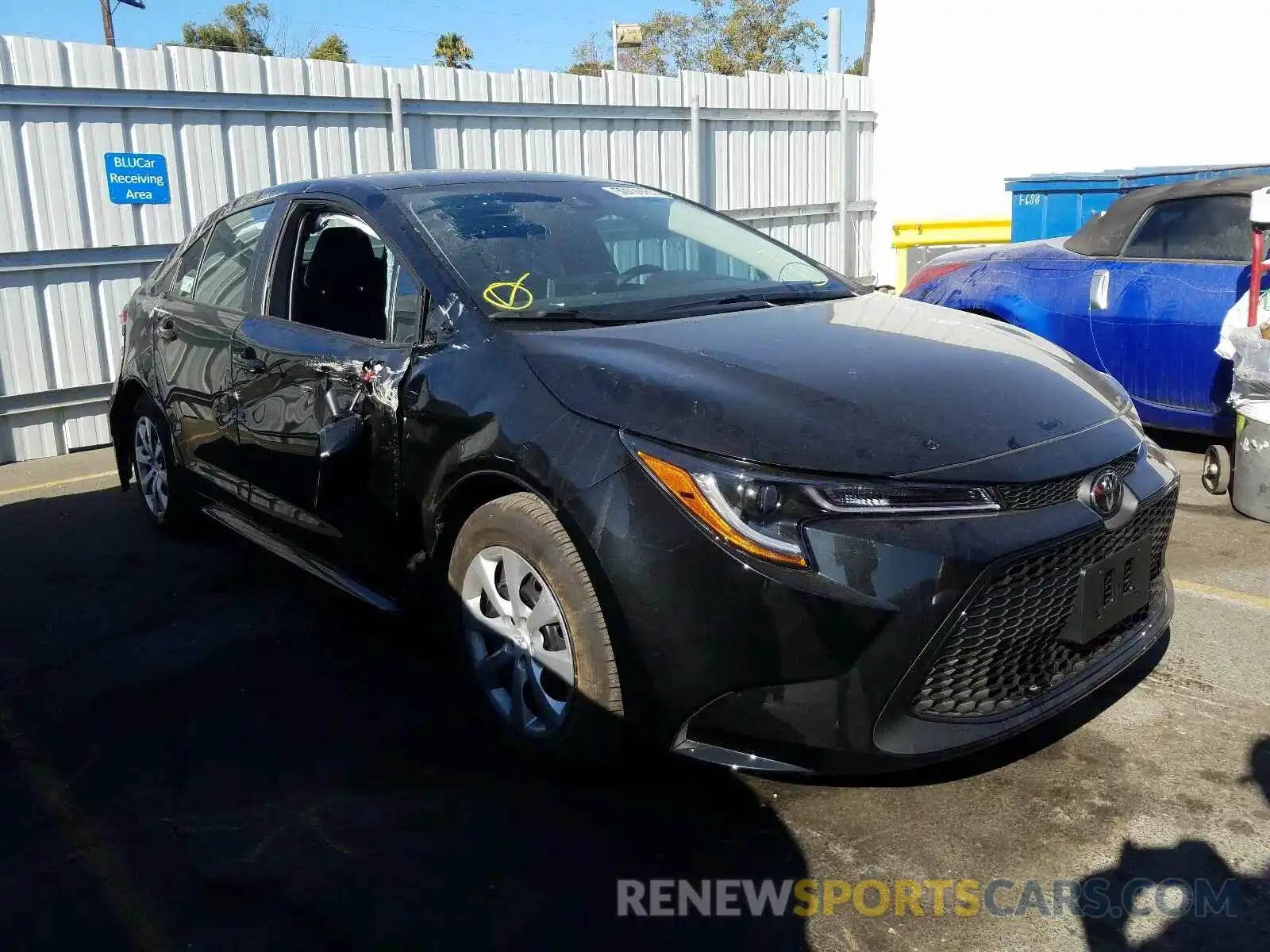 1 Photograph of a damaged car 5YFEPRAE4LP138747 TOYOTA COROLLA 2020