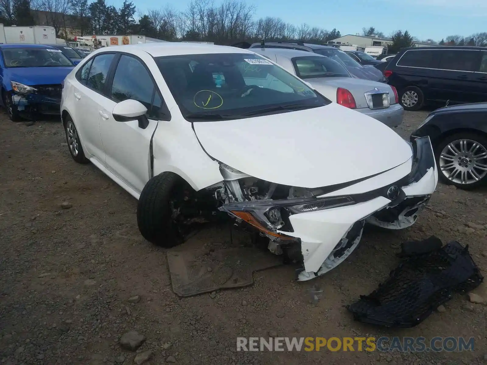 1 Photograph of a damaged car 5YFEPRAE4LP139140 TOYOTA COROLLA 2020