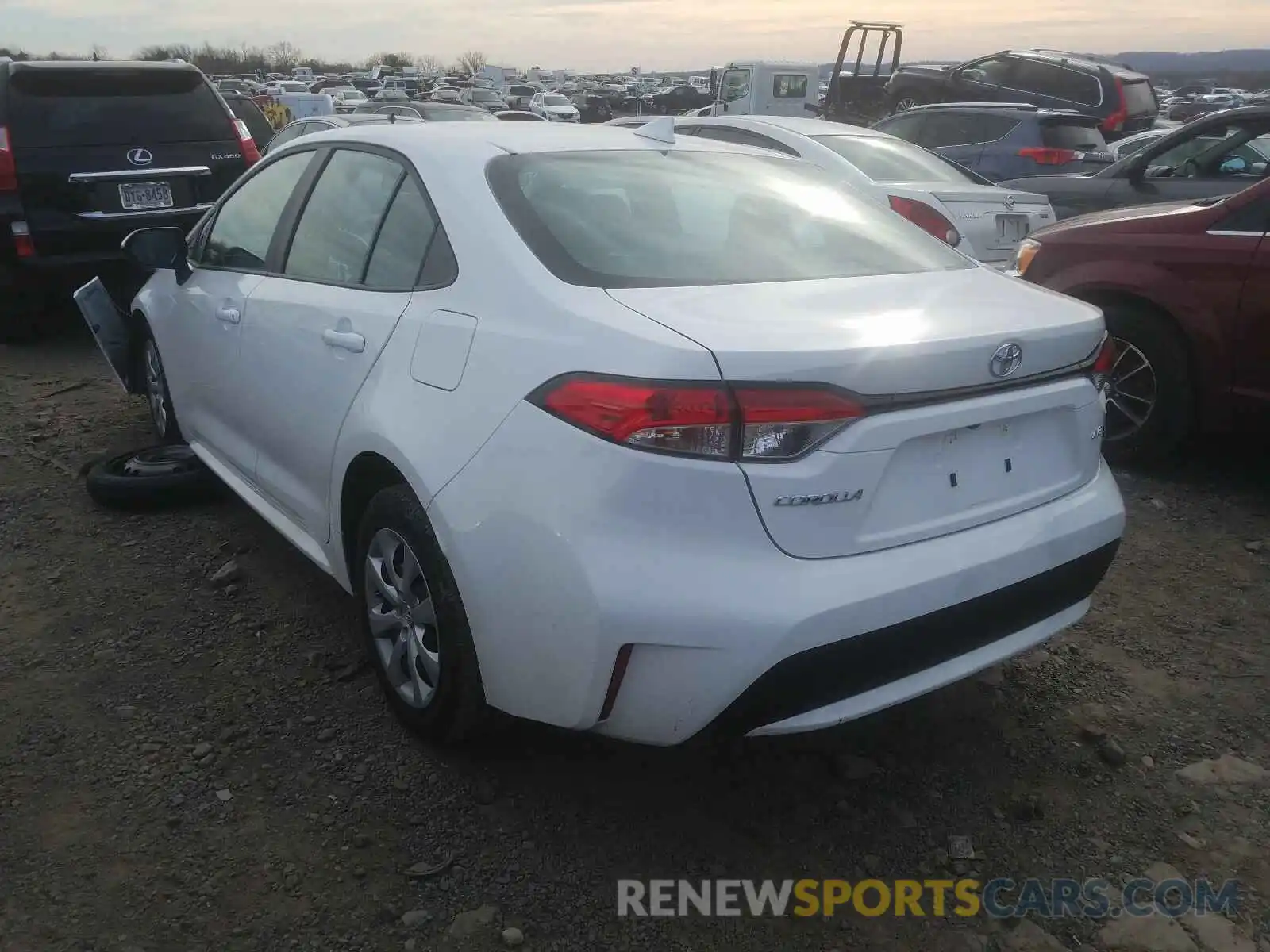 3 Photograph of a damaged car 5YFEPRAE4LP139140 TOYOTA COROLLA 2020