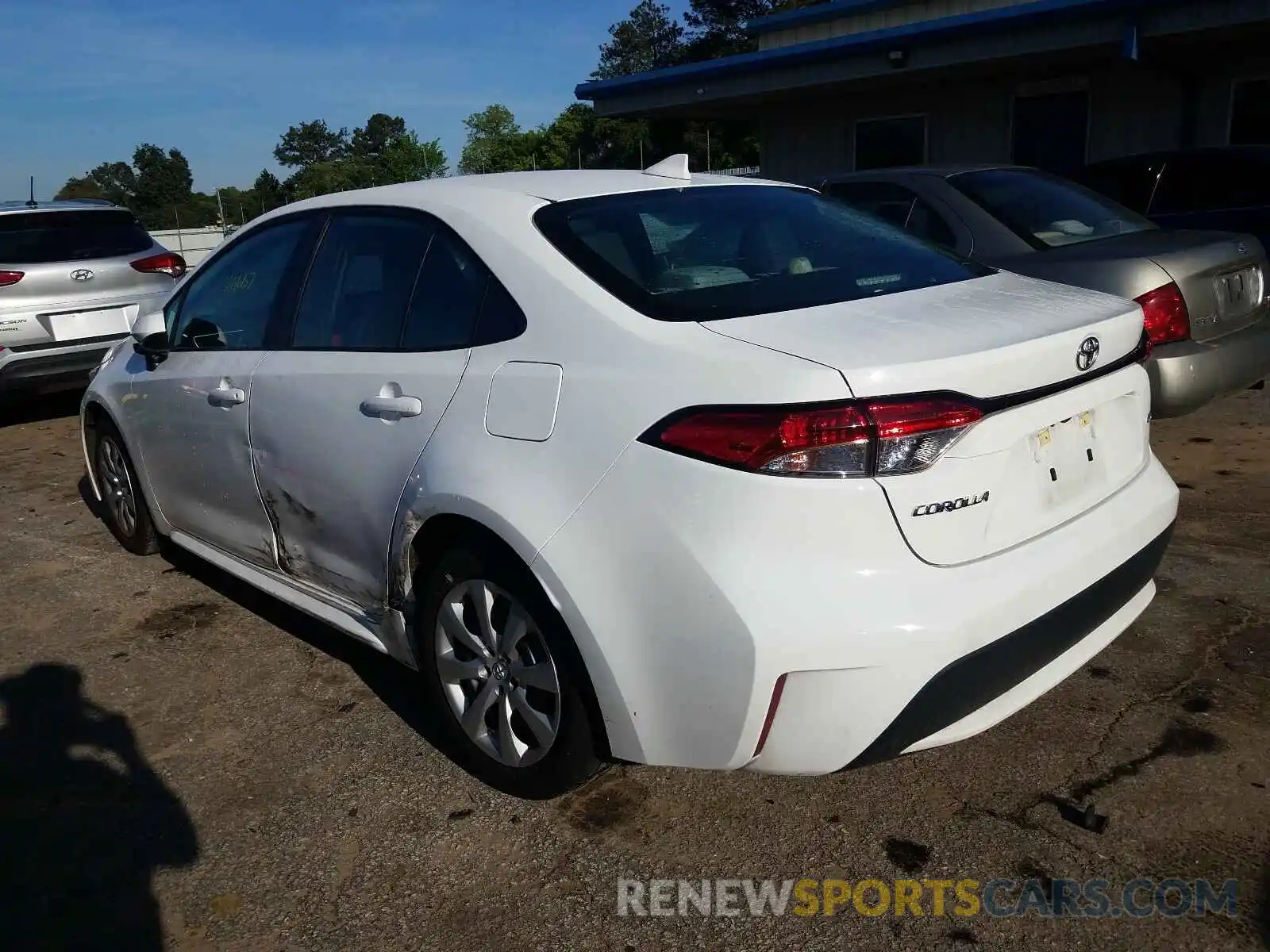 3 Photograph of a damaged car 5YFEPRAE4LP139154 TOYOTA COROLLA 2020