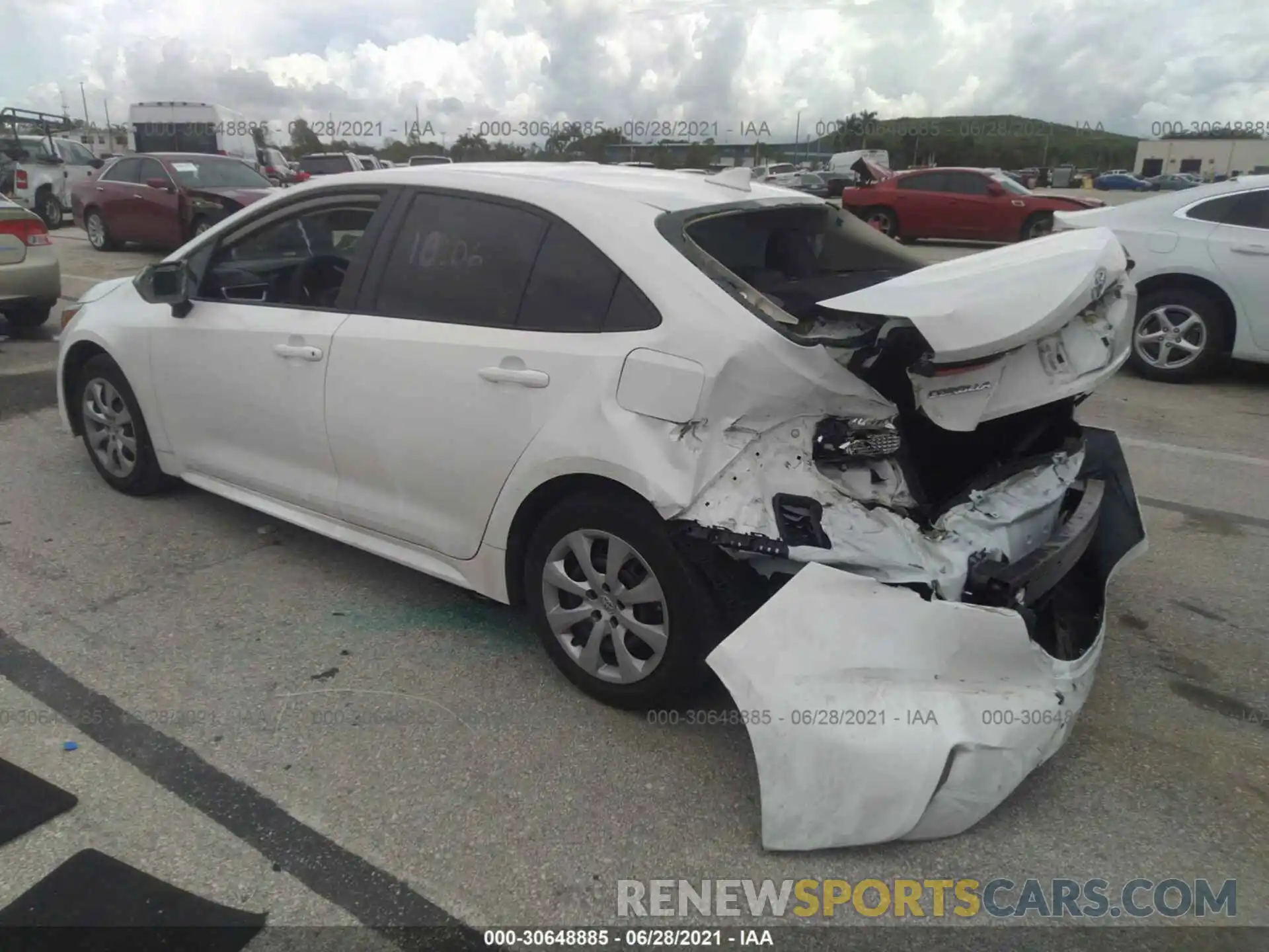 3 Photograph of a damaged car 5YFEPRAE4LP139963 TOYOTA COROLLA 2020