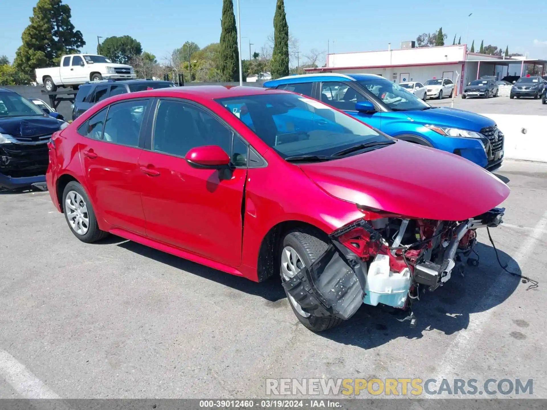 1 Photograph of a damaged car 5YFEPRAE4LP141924 TOYOTA COROLLA 2020