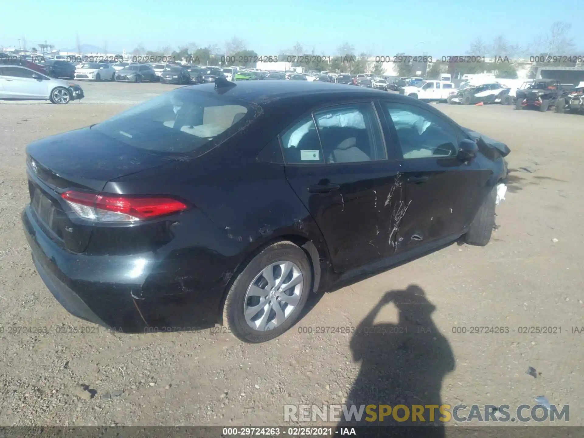 4 Photograph of a damaged car 5YFEPRAE5LP001171 TOYOTA COROLLA 2020