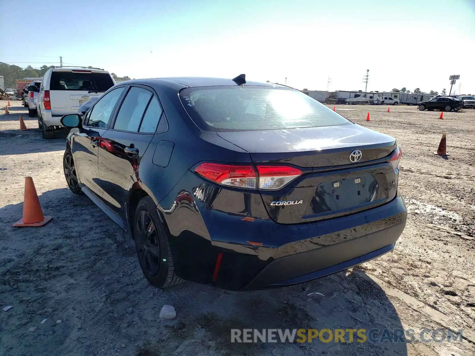 3 Photograph of a damaged car 5YFEPRAE5LP004376 TOYOTA COROLLA 2020