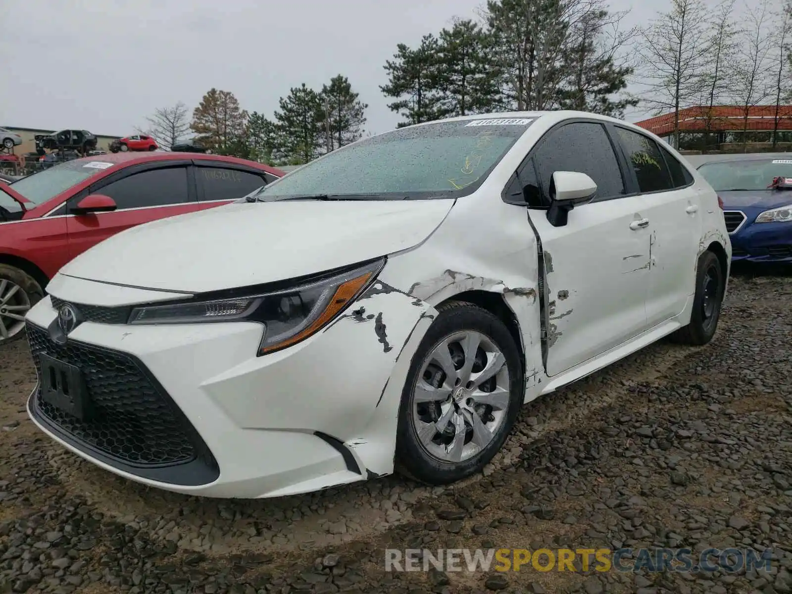 2 Photograph of a damaged car 5YFEPRAE5LP005091 TOYOTA COROLLA 2020