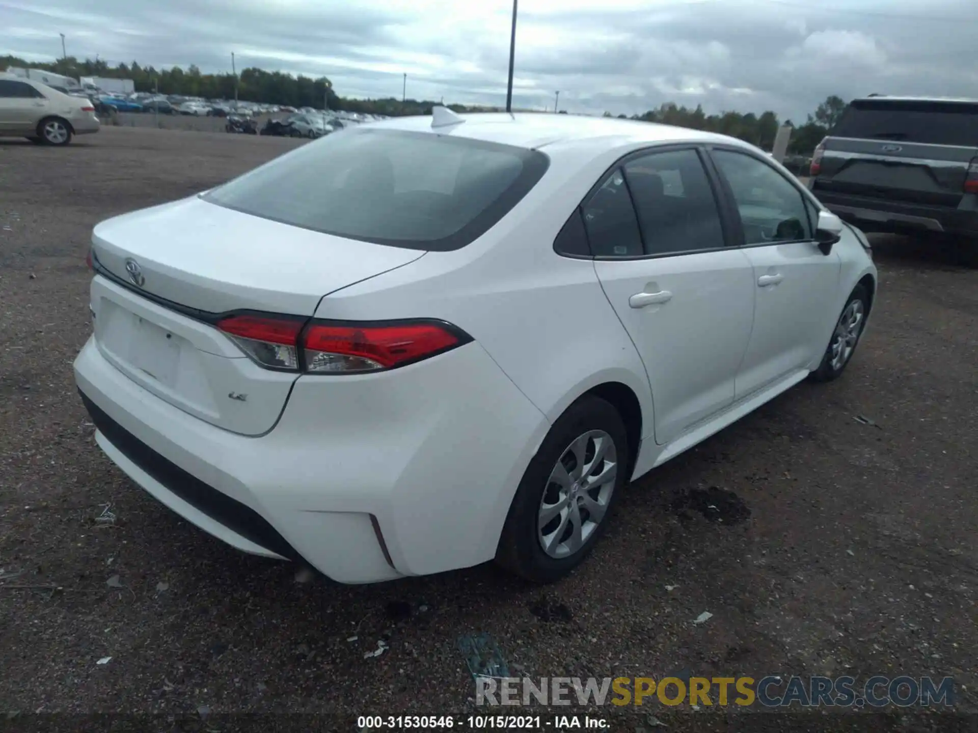 4 Photograph of a damaged car 5YFEPRAE5LP008735 TOYOTA COROLLA 2020