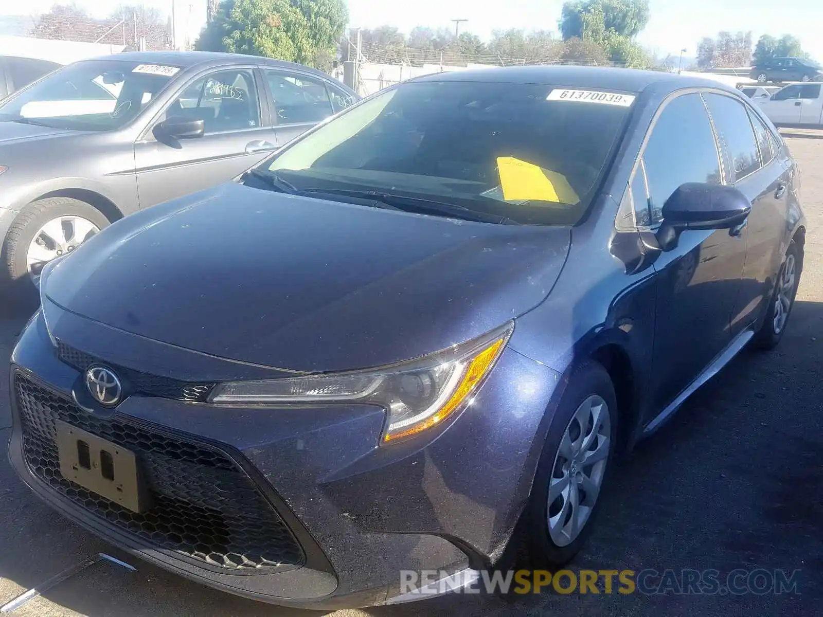 2 Photograph of a damaged car 5YFEPRAE5LP010985 TOYOTA COROLLA 2020