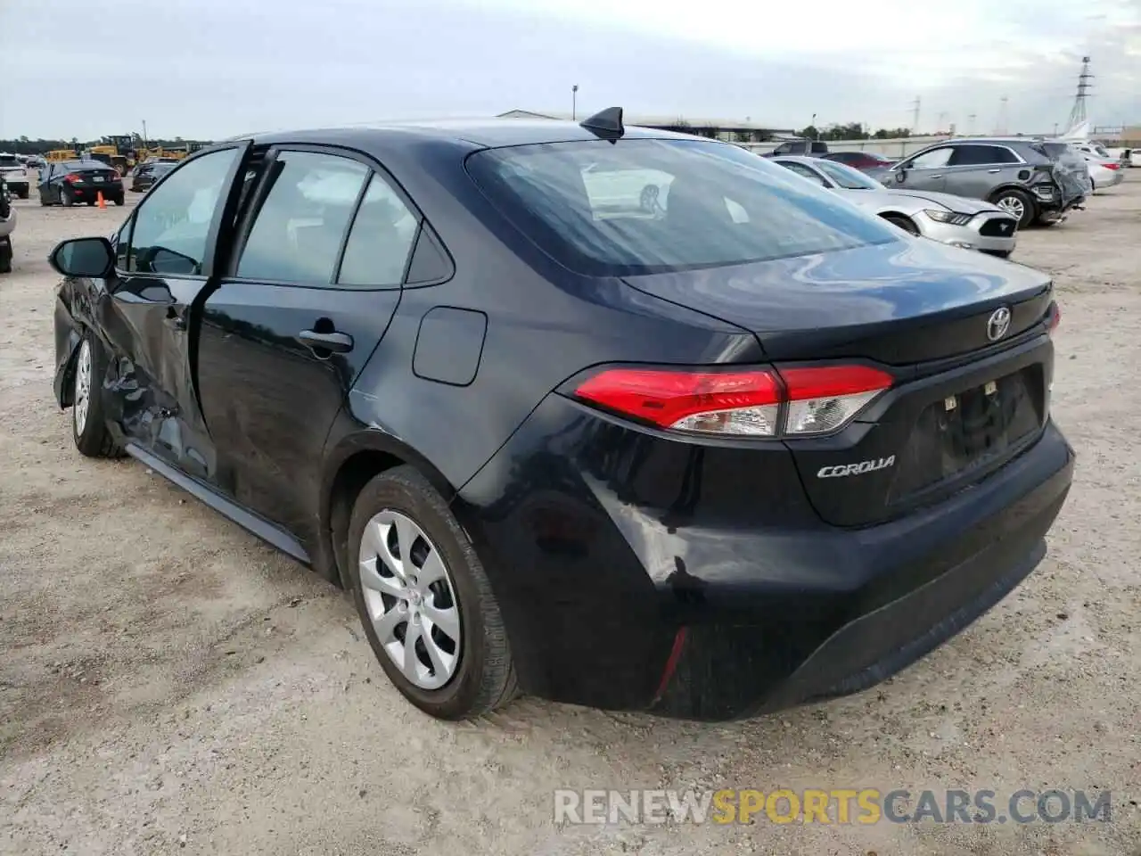 3 Photograph of a damaged car 5YFEPRAE5LP011845 TOYOTA COROLLA 2020