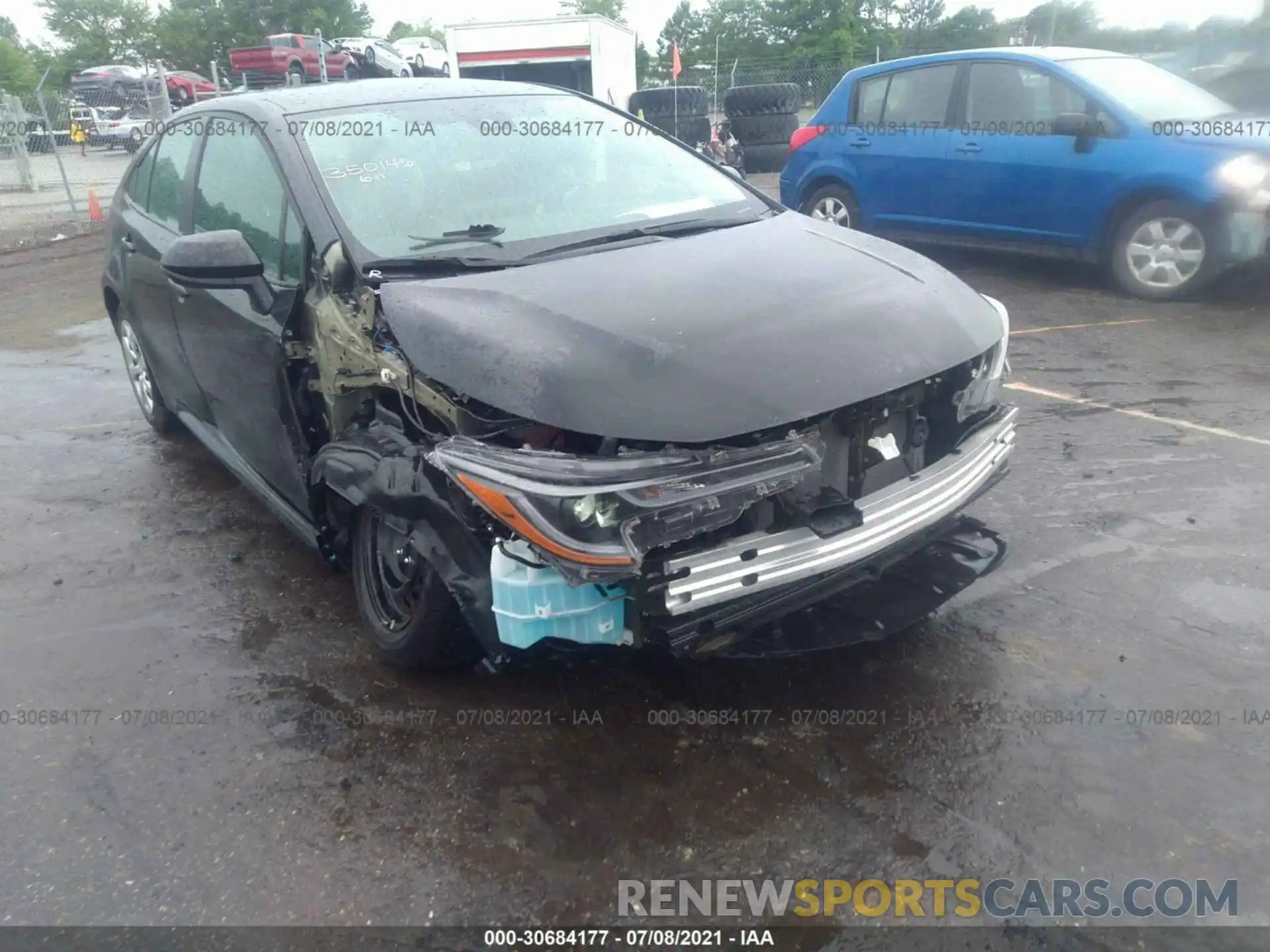 6 Photograph of a damaged car 5YFEPRAE5LP012073 TOYOTA COROLLA 2020