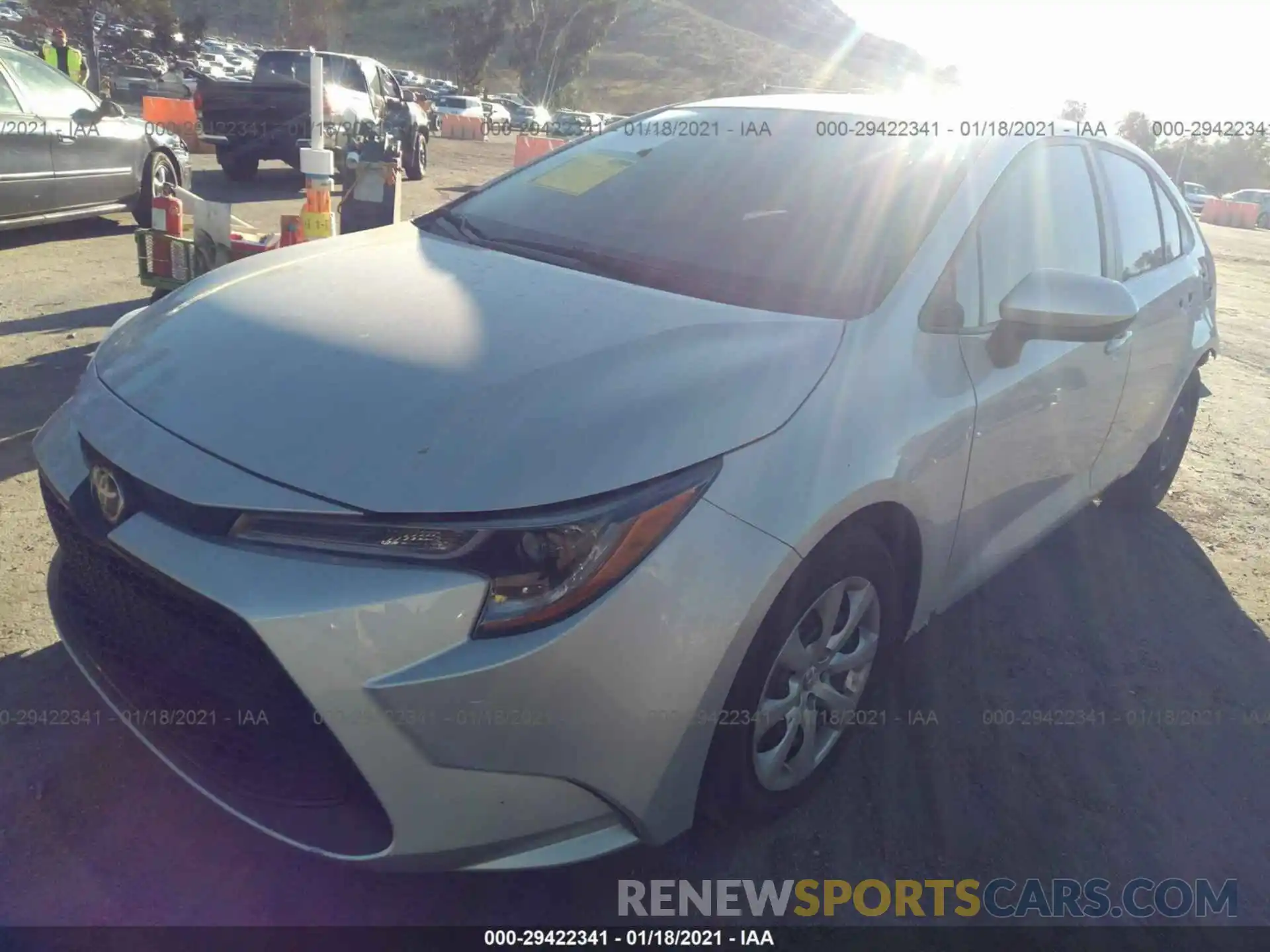 2 Photograph of a damaged car 5YFEPRAE5LP012557 TOYOTA COROLLA 2020