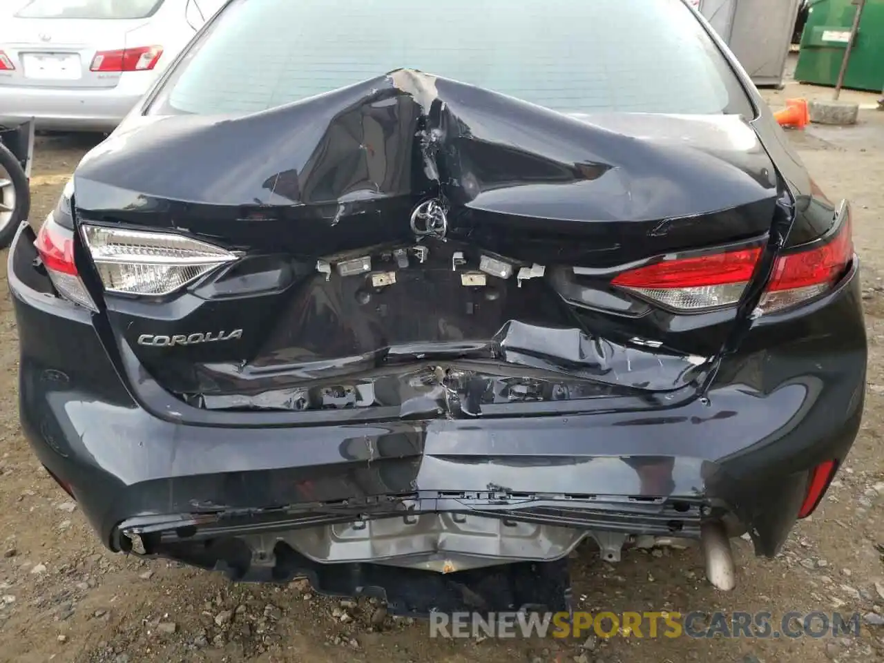 9 Photograph of a damaged car 5YFEPRAE5LP012784 TOYOTA COROLLA 2020