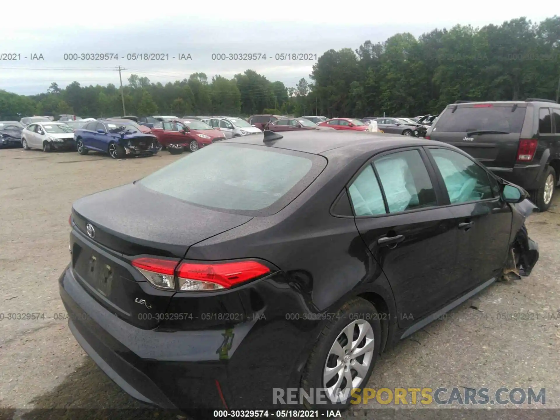 4 Photograph of a damaged car 5YFEPRAE5LP013255 TOYOTA COROLLA 2020