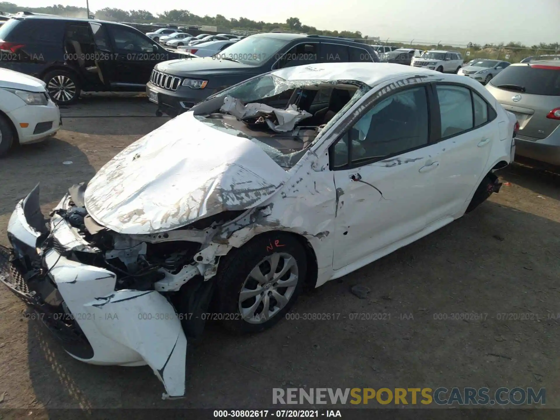 2 Photograph of a damaged car 5YFEPRAE5LP013269 TOYOTA COROLLA 2020