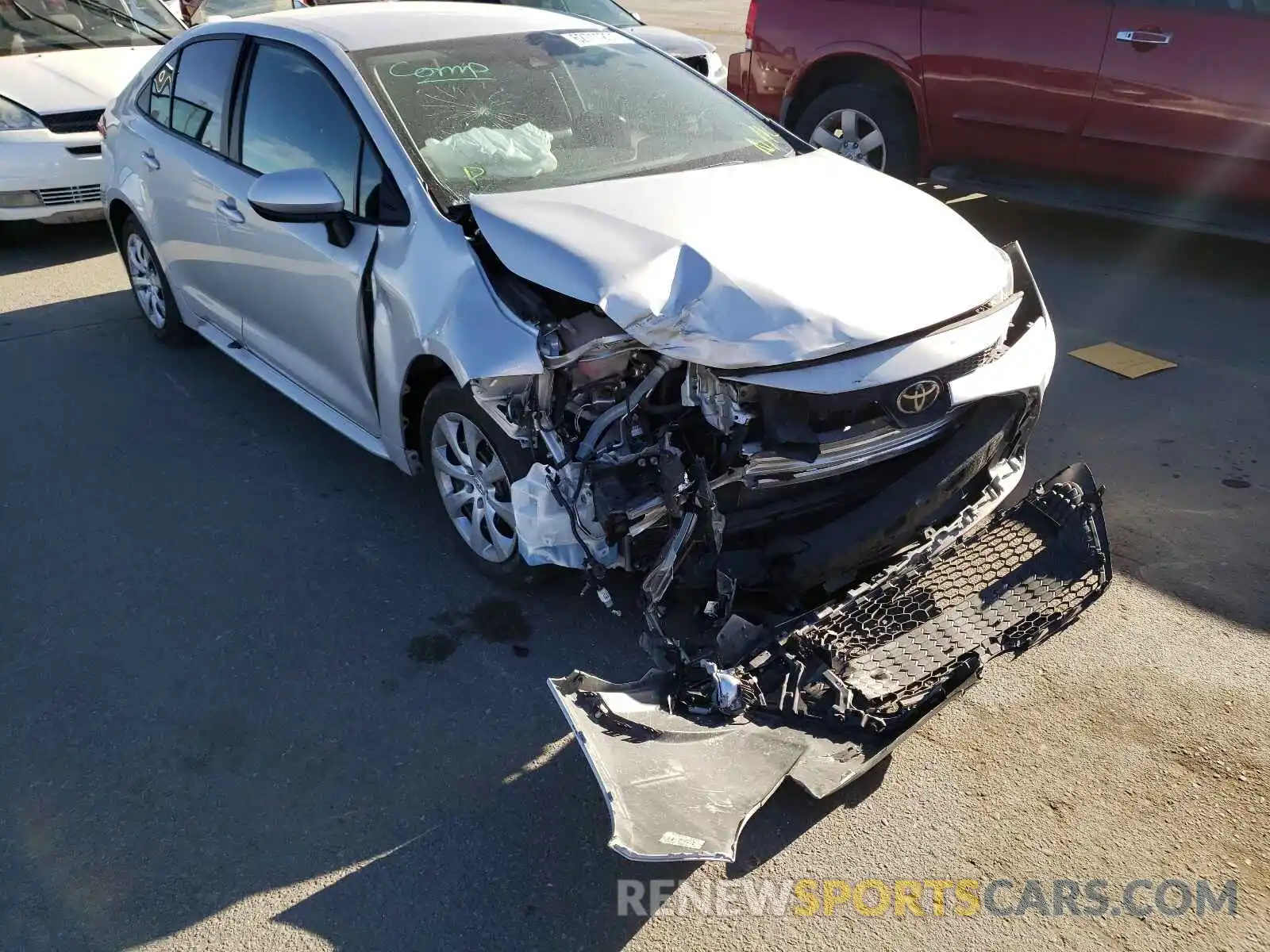 1 Photograph of a damaged car 5YFEPRAE5LP013370 TOYOTA COROLLA 2020