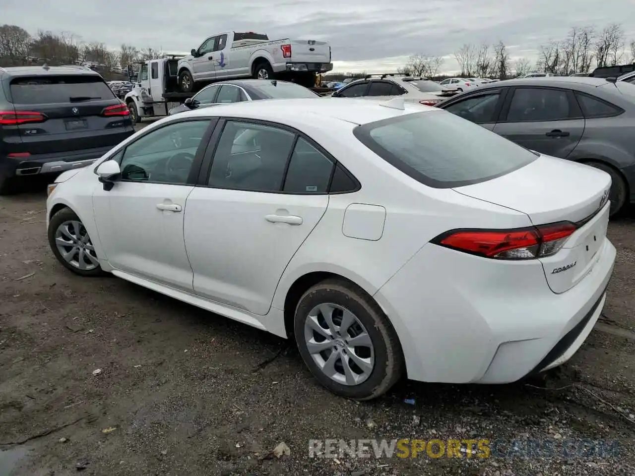 2 Photograph of a damaged car 5YFEPRAE5LP014339 TOYOTA COROLLA 2020